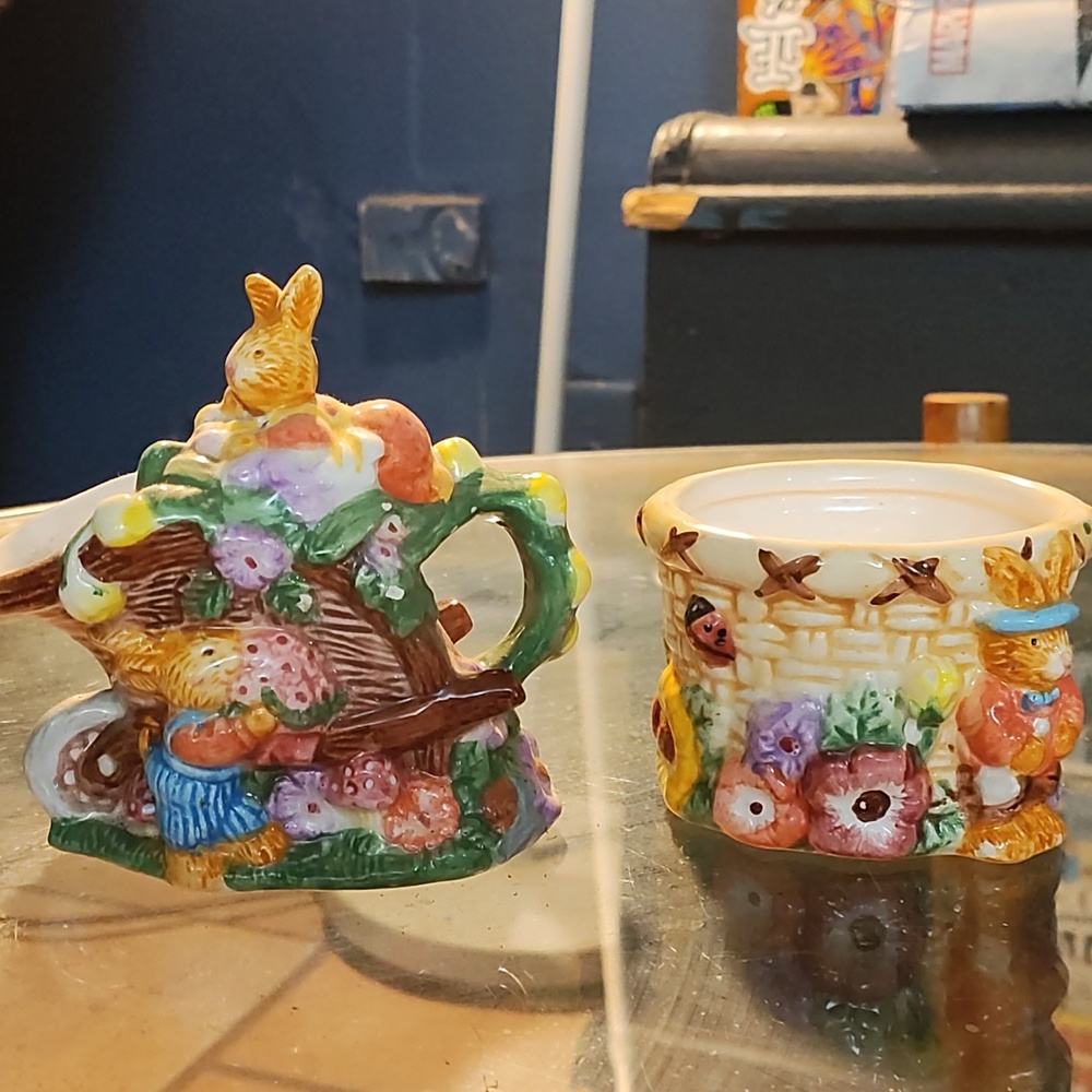 Easter Porcelain sugar Bowl and creamer